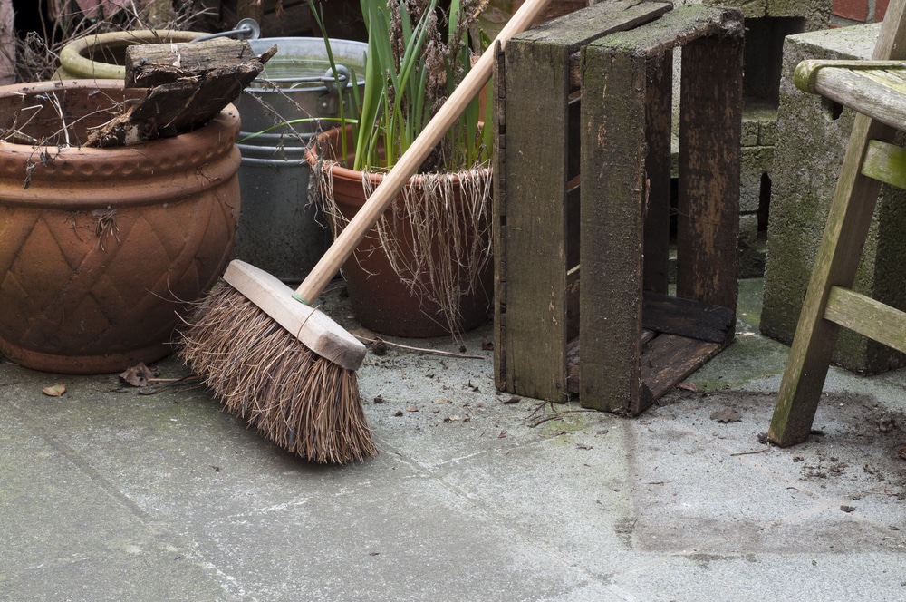 Spring Cleaning: 4 Best Benefits Of Renting A Dumpster For Cleaning Projects Spring cleaning Canyon View Dumpsters Ogden UT