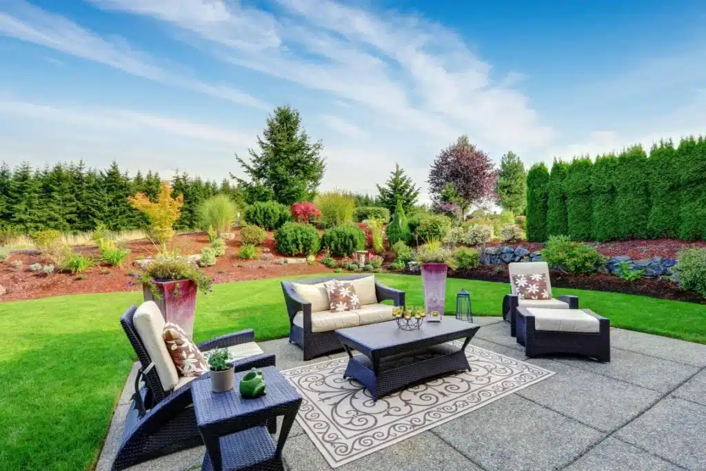 A Guide to Yard Cleanup: Why You Need to Rent a Dumpster for Your Fall Project Yard cleanup in Ogden, Utah